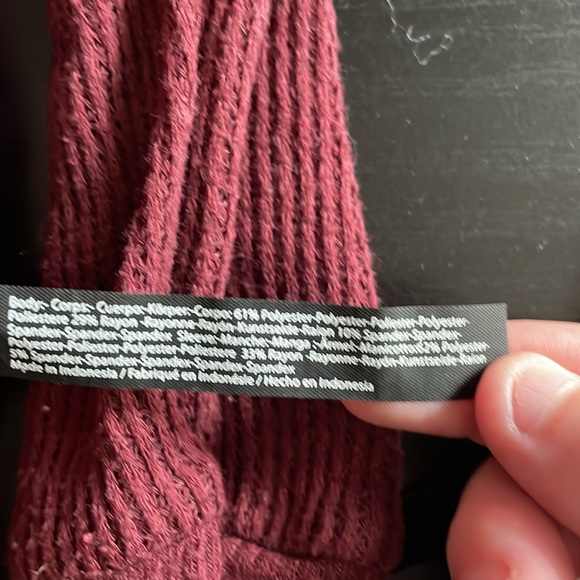 Out From Under Urban Outfitters Side Slit Burgundy Red Thermal Long Sleeve Top - Picture 7 of 8